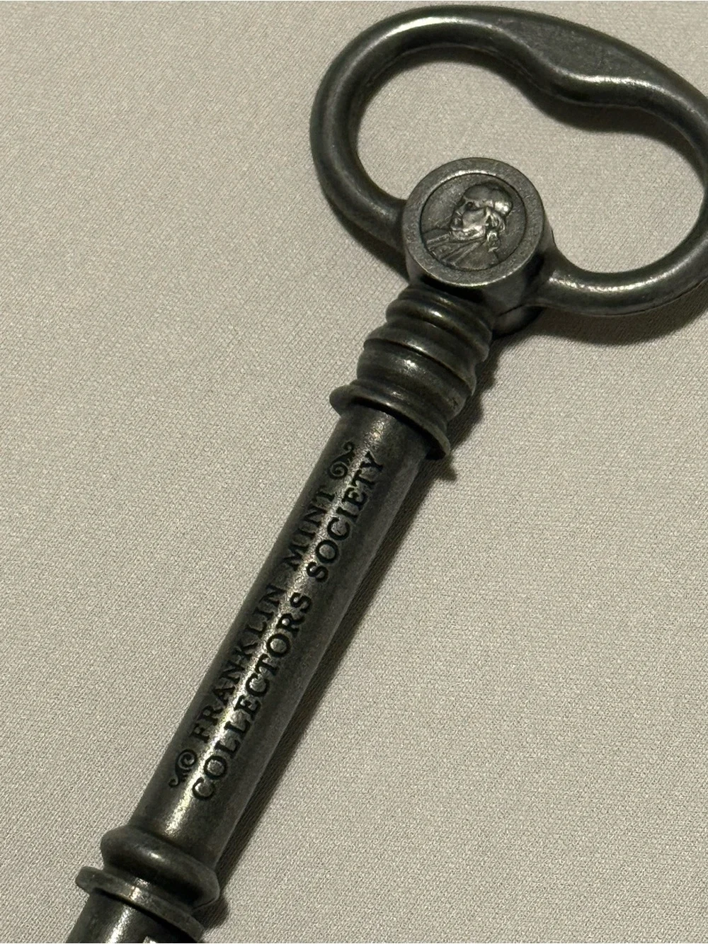 n/a decorative dark